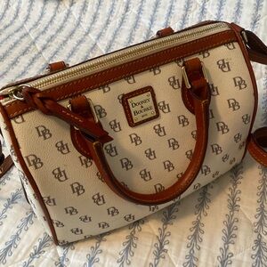 Dooney & Bourke leather bag
